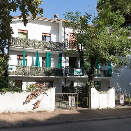 Tamoni Llido Degli Estensi